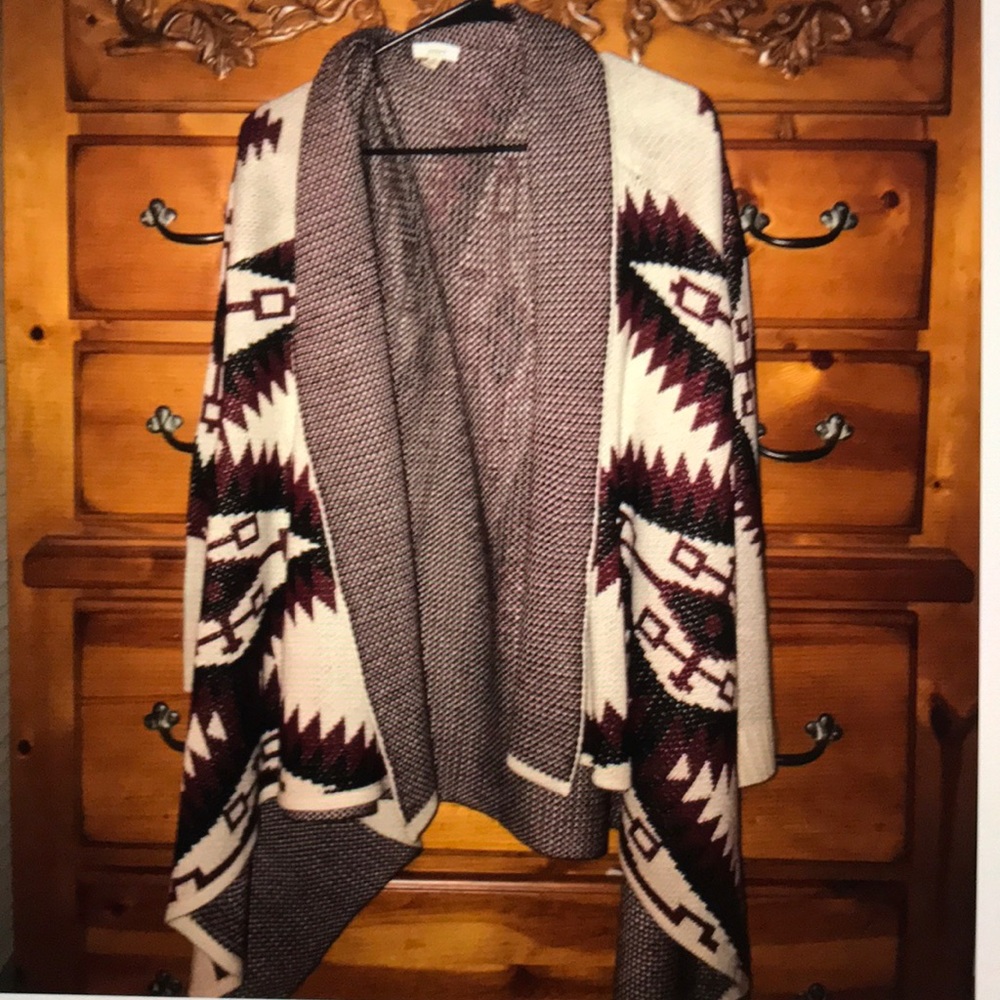 DEBUT AZTEC SWEATER